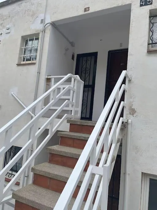 Can Estrellas, Appartement D'Exception Sur La Mer Roses 0*,  Spain
